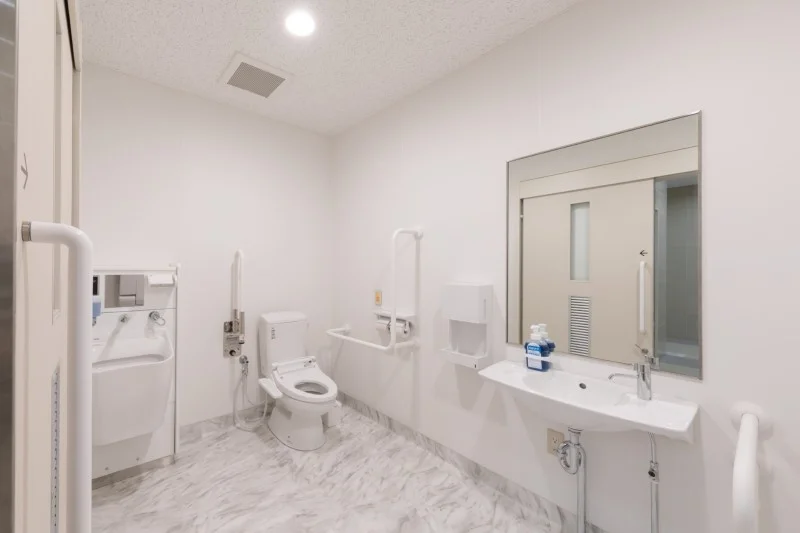 車椅子用トイレ